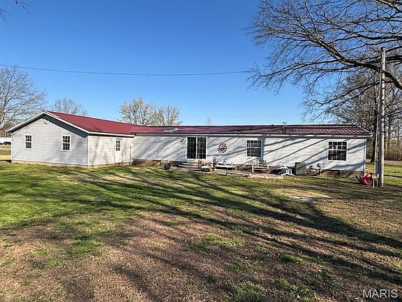 5th image of 1248 Community Beach Rd