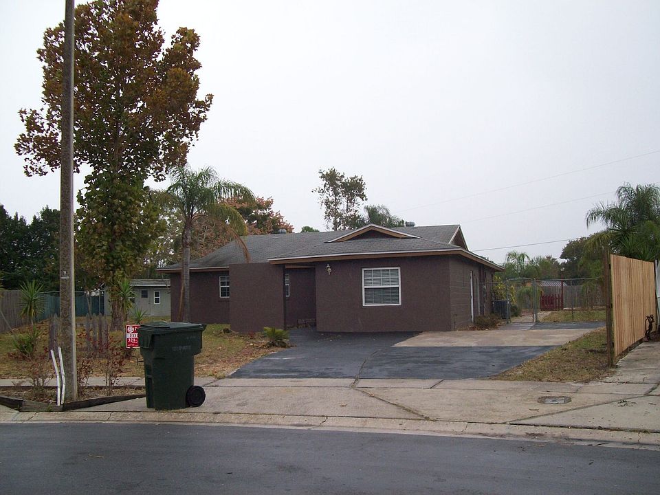 2nd image of 917 Hyland Springs Dr