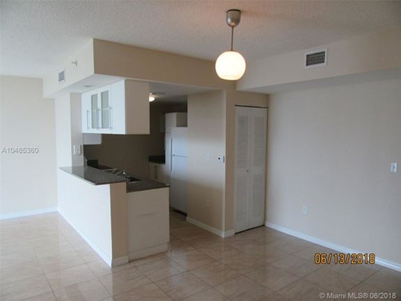 3rd image of 275 NE 18th St APT 1801