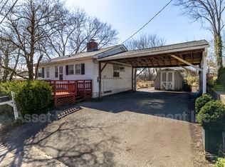 102 Verbena Rd, Oak Ridge, TN 37830