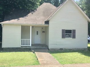 419 Jackson St, Martin, TN 38237