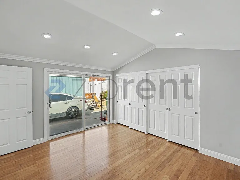 1834 Club Dr — Photo 14