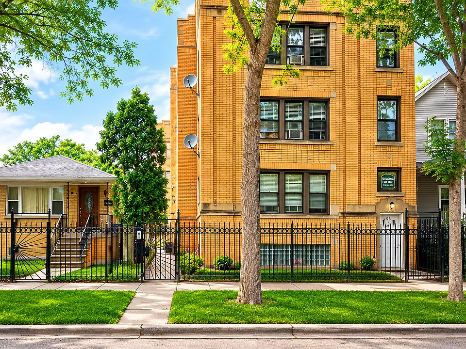 3560 W Cortland St #2RW