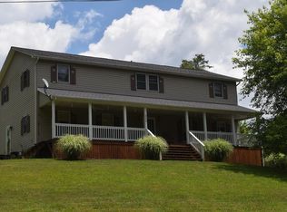 202 Lee Ave, Daniels, WV 25832