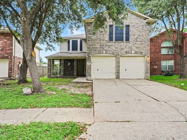 2875 Pebble Canyon Ln, Dickinson, TX 77539