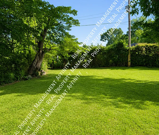 795 Roanoke Ave — Photo 21