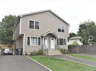 354 Earl Ave, Bridgeport, CT 06606