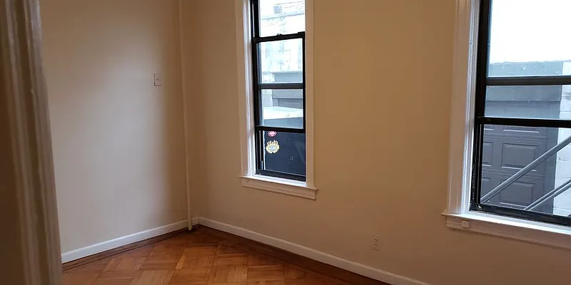 Rented by Dwell Residential Inc | media 8