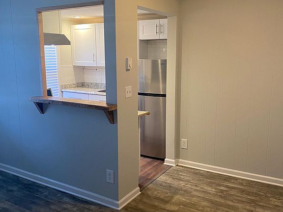 2nd image of 716 Lee Ave APT C