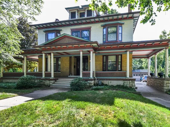 3674 Belleview Ave, Kansas City, MO 64111