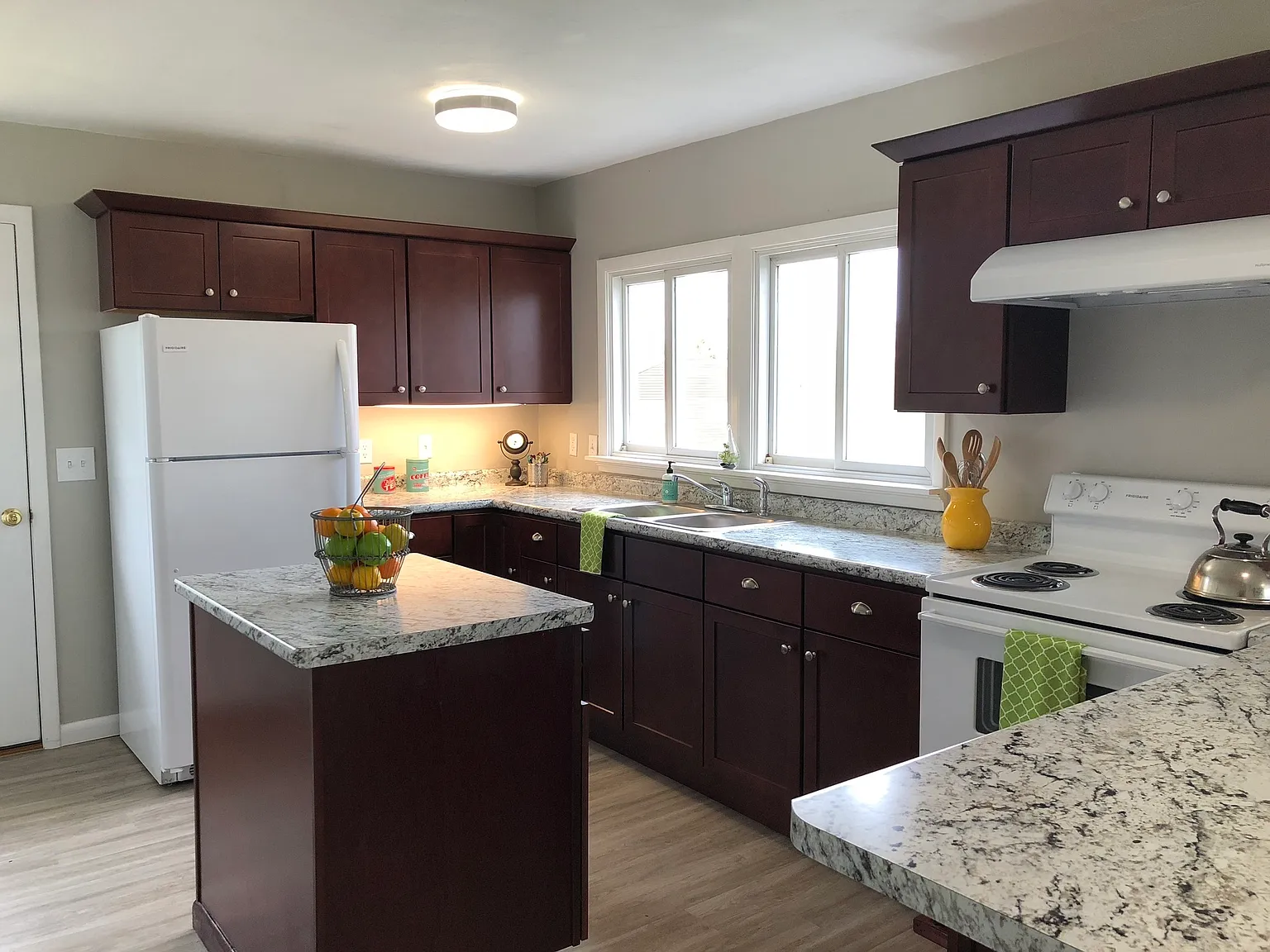 3 Bedroom House Near IC Campus — Photo 3