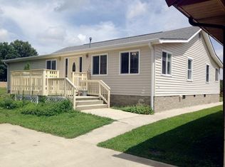 460 Fred Ford Rd, Crossville, TN 38571