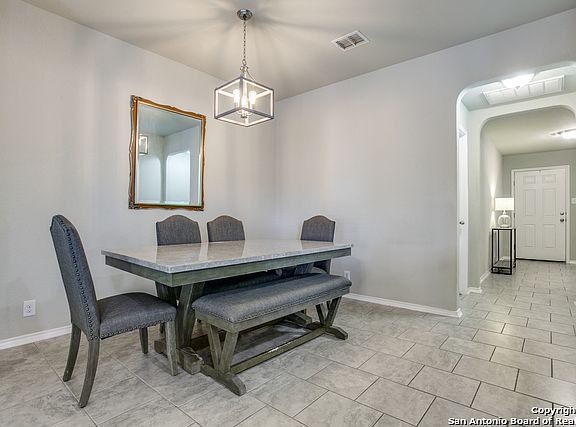 5th image of 8919 Quihi Way