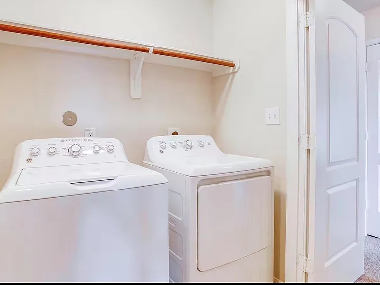 15015 Winter Valley Ct — Photo 30
