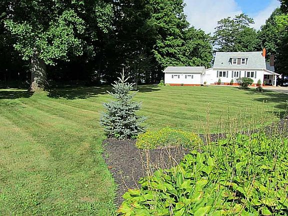 3rd image of 4108 S Shore Dr