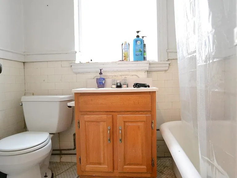 28 Quint Ave #56 — Photo 2