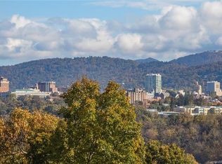 99999 Riverview Dr, Asheville, NC 28806