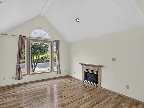 5th image of 255 Spinnaker Way