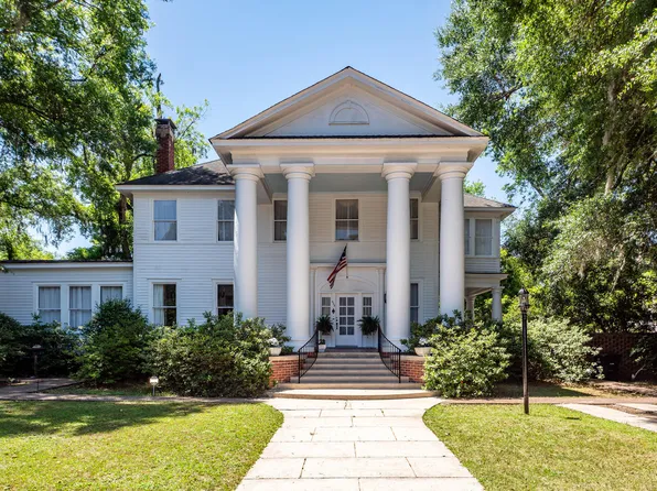 458 Hampton St, Walterboro, SC 29488