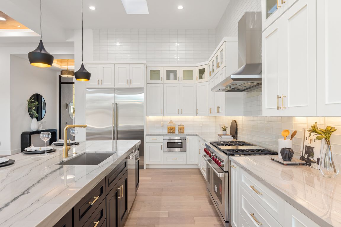 next background image