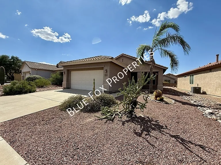 7992 W Cottonwood Wash Way — Photo 2