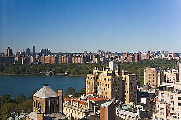 Sold by Adriana Arciello, LREB | media 39