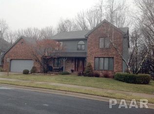 6926 N Aycliffe Dr, Peoria, IL