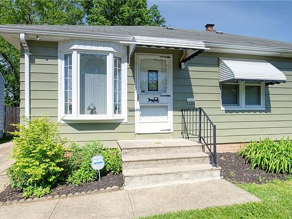 3rd image of 5304 E 141st St