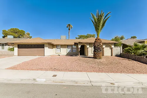 2234 Heavenly View Dr Photo 1