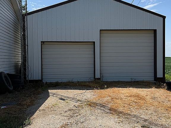 5th image of 308 6th St
