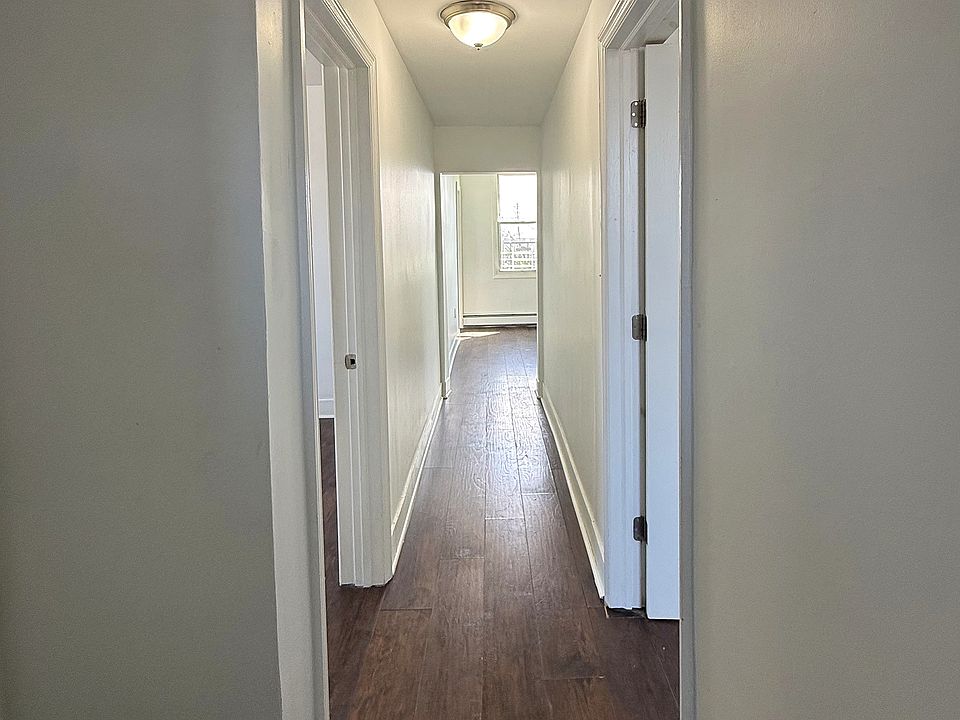 1st image of 395 Bergen Ave APT 5