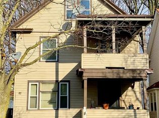 18 Stratford Park, Rochester, NY 14611