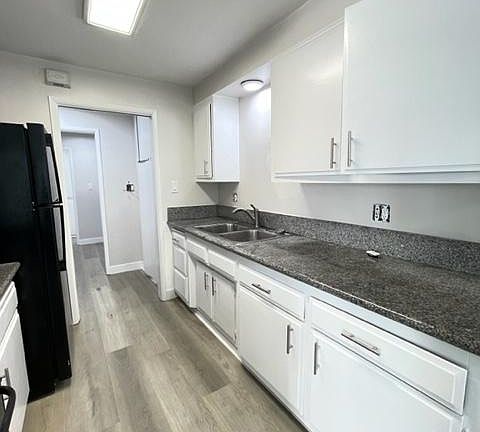 2nd image of 3810 E Ocean Blvd #1