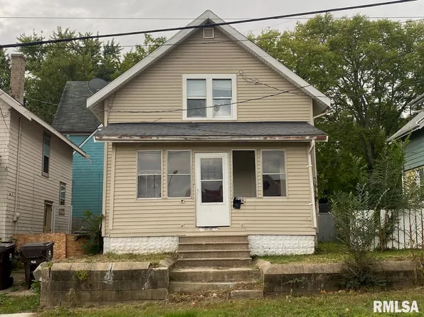 703 Mary St, Peoria, IL 61603