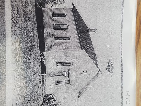 2nd image of 2646 30th St