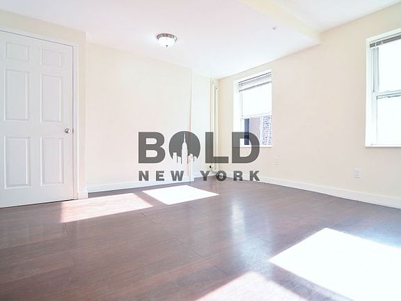 4th image of 320 E 11th St APT 404