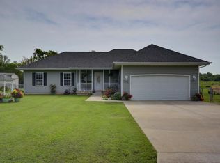 5736 N Charlotte Ave, Willard, MO 65781