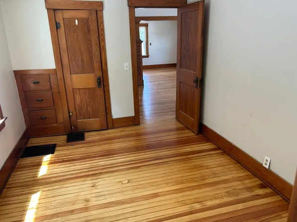 65 1/2 Church St, German Valley, IL