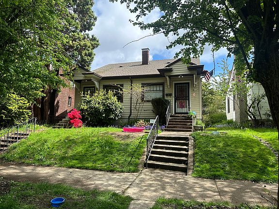 4th image of 2330-2334 SE Tamarack Ave #2330
