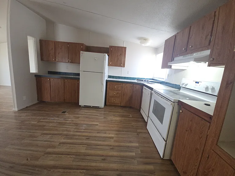 8540 Longhorn Dr — Photo 10