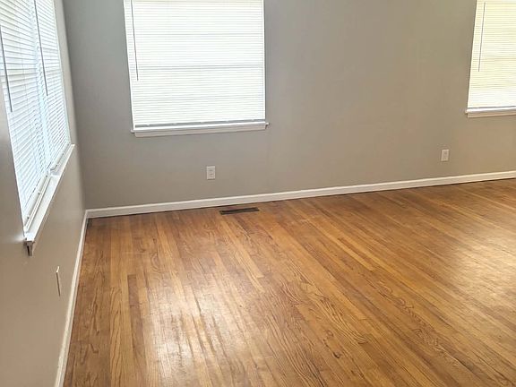 2nd image of 200 Pleasant Rd