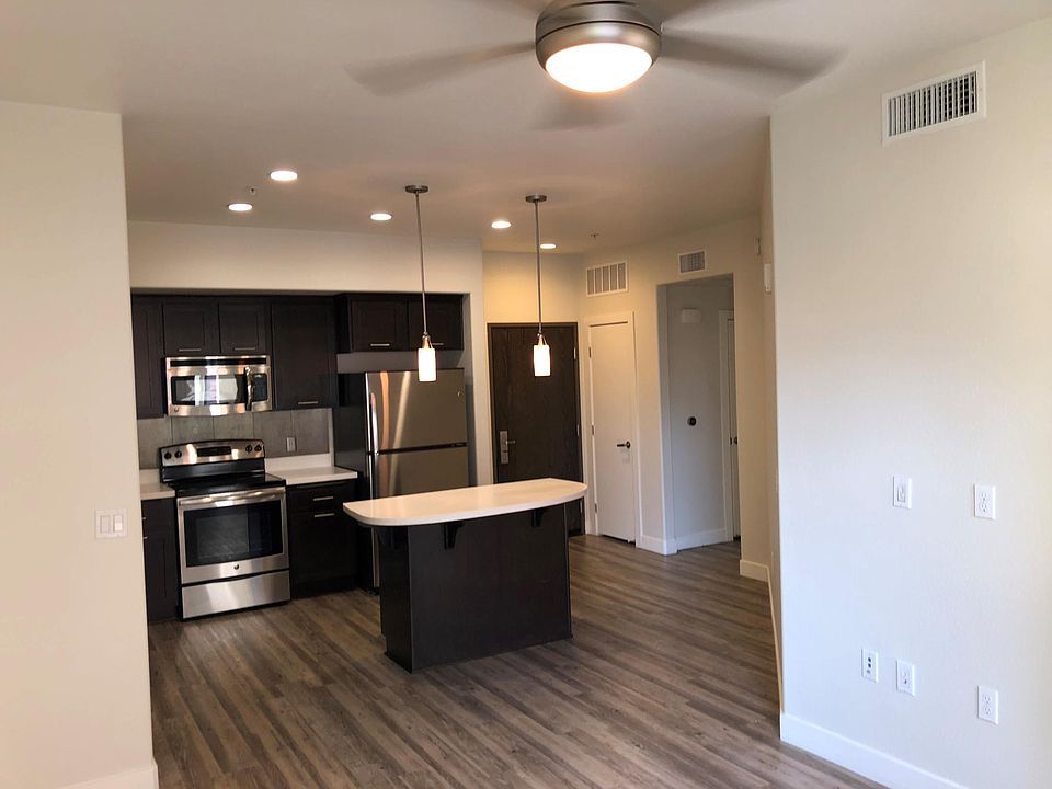 1st image of 451 N 10th Ave #407