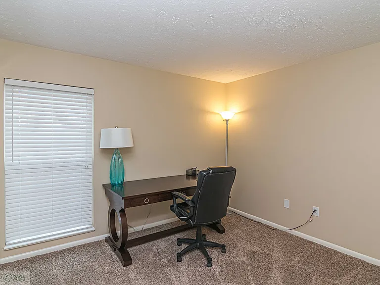 103 E Lockhaven Dr #D — Photo 7