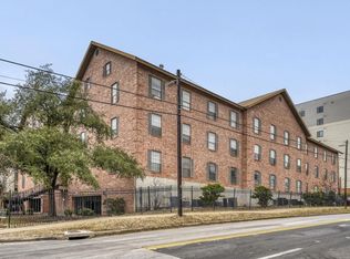 2401 Leon St APT 100, Austin, TX 78705