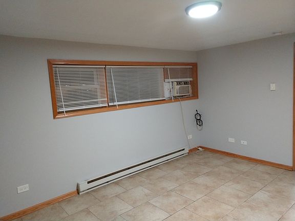 3rd image of 730 Bellwood Ave APT 1W