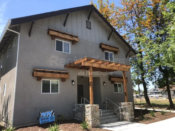 6807 3rd St APT 8, Riverbank, CA 95367