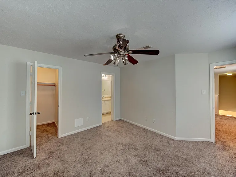 1118 Wilson St — Photo 19