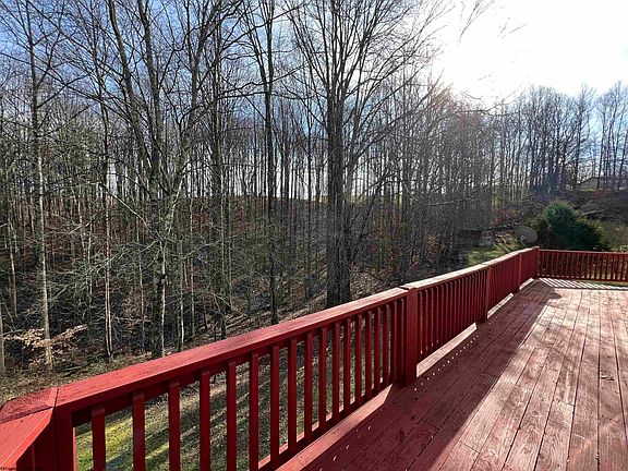 2nd image of 252 Marjorie Ann Dr
