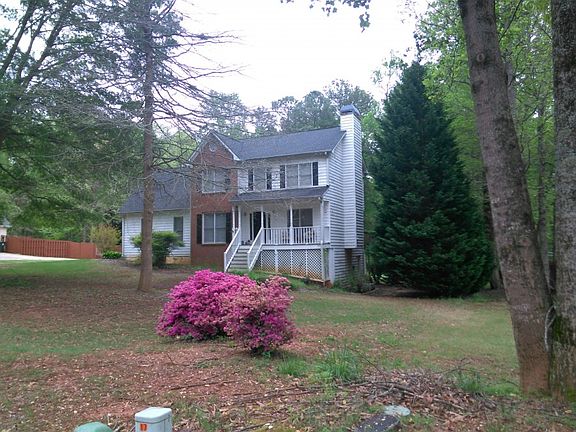 4th image of 98 Wakefield Dr