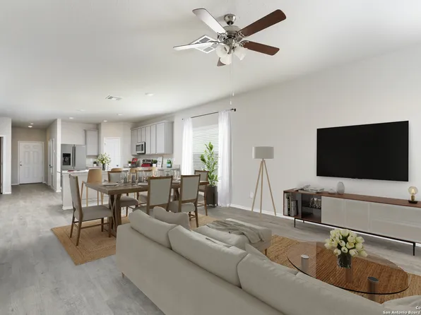 14647 Stirrup Trace, Elmendorf, TX 78112